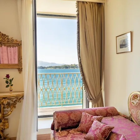 Zoe * Corfu (city)
